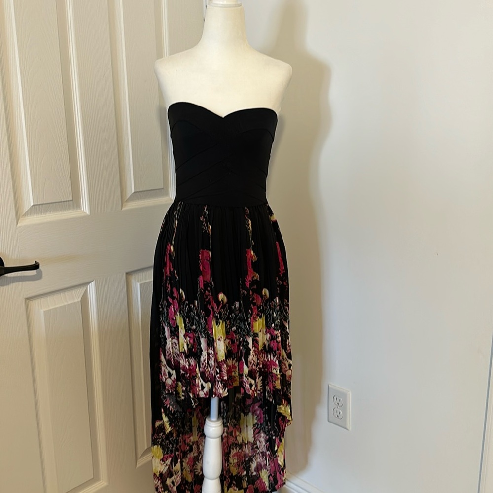 Gorgeous bodycon cocktail dress